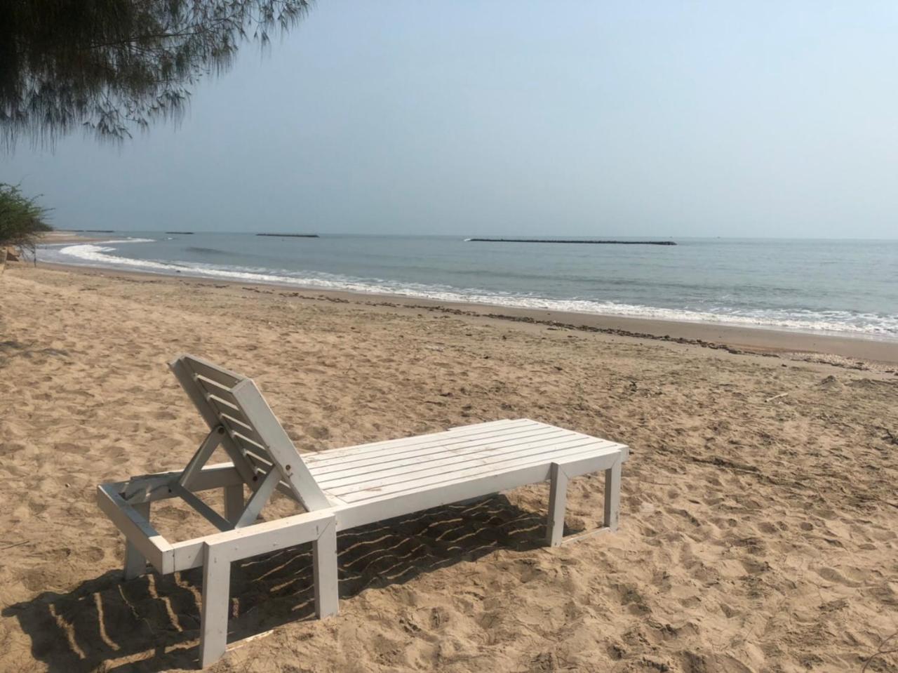 Loft Caravan Resort Haad Chao Samran Luaran gambar